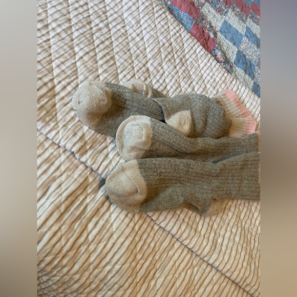 2 pairs warm thermal socks grey pink white - Picture 3 of 7